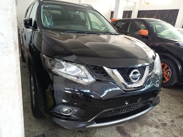 Nissan X-Trail 2015