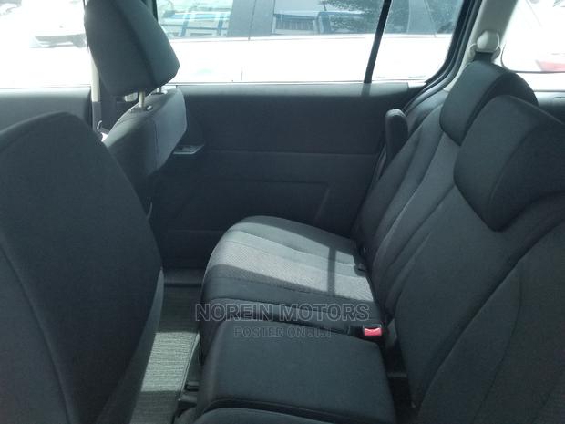 Used 2014 Mazda Premacy Black - Stylish and Reliable