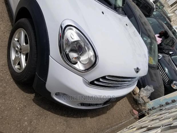 2014 Mini Cooper in White: Fun and Efficient