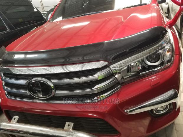 2016 Toyota Hilux Red: The Perfect Blend of Style and Strength