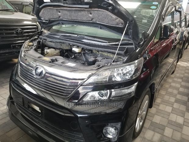Green 2014 Toyota Vellfire - Spacious and Stylish MPV