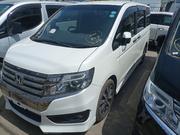 Honda Stepwgn 2014 White for sale