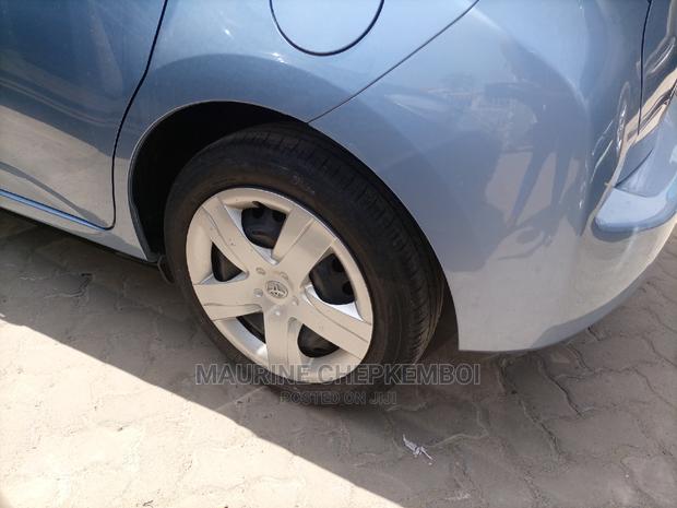 Toyota Ractis 2014 1.5 FWD Blue