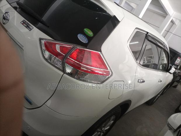 Nissan X-Trail 2015 White