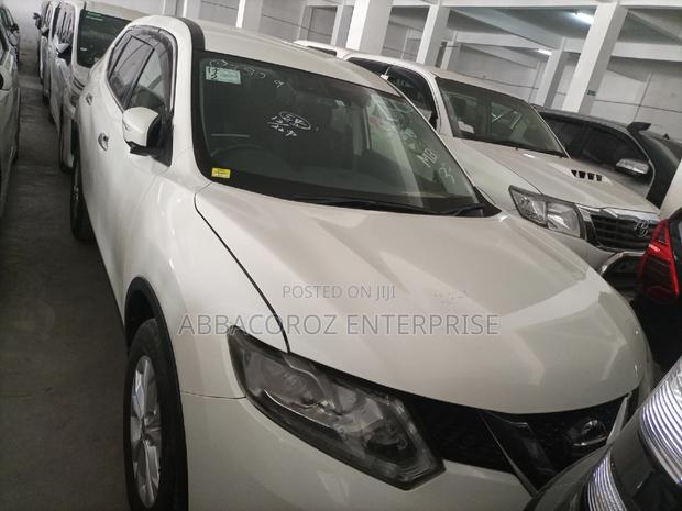 Nissan X-Trail 2015 White