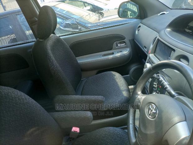 Toyota Sienta 2014 1.5 AWD Black