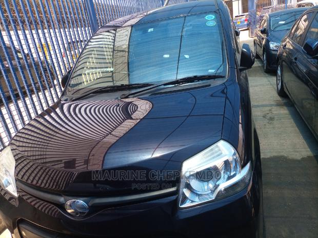 Toyota Sienta 2014 1.5 AWD Black