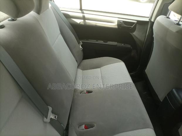 Toyota Axio 1.5 Hybrid 2WD 2014 Silver