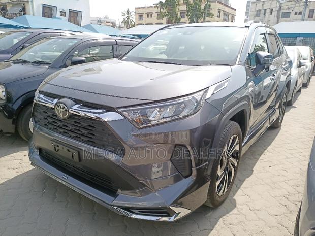 Gray 2020 Toyota RAV4: Stylish and Reliable Compact SUV