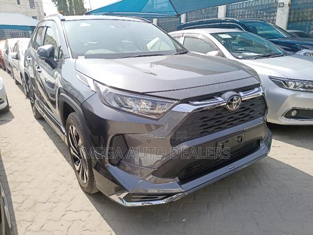 Gray 2020 Toyota RAV4: Stylish and Reliable Compact SUV