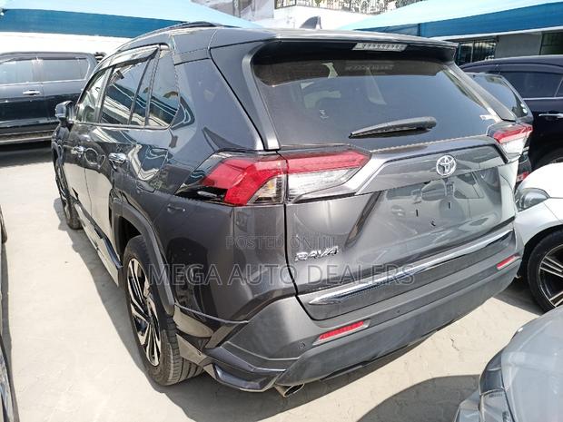 Gray 2020 Toyota RAV4: Stylish and Reliable Compact SUV