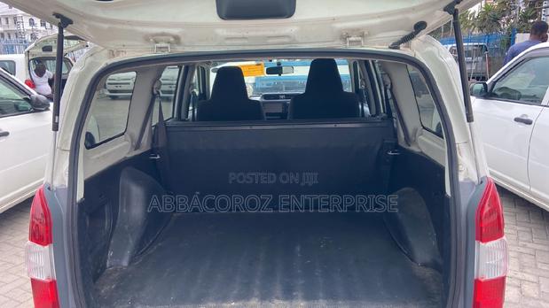 Toyota Probox 1.5 DX 2WD 2016 White