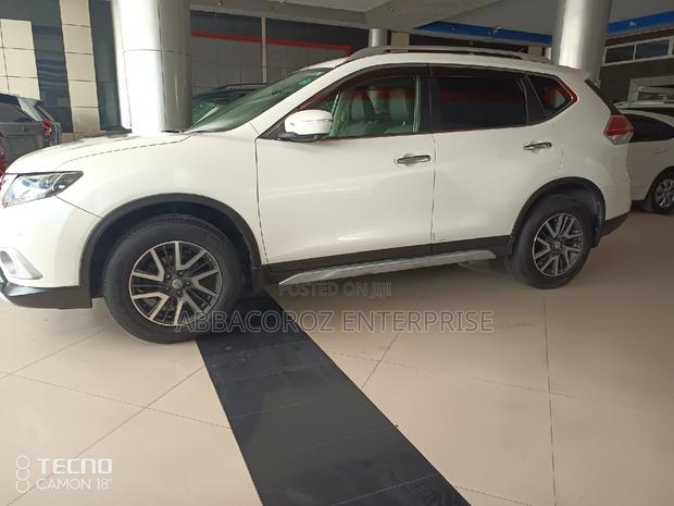 Nissan X-Trail 2015 Pearl