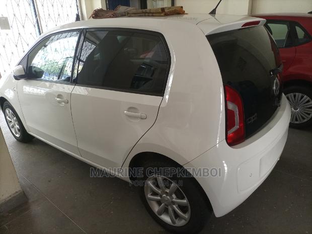 Volkswagen Up 2015 White