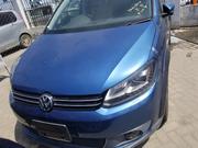 2014 Volkswagen Touran Blue: Affordable and Reliable for sale