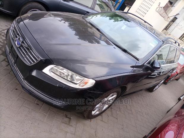 Volvo V70 2015 Black
