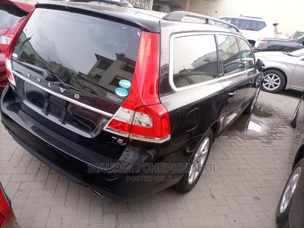 Volvo V70 2015 Black