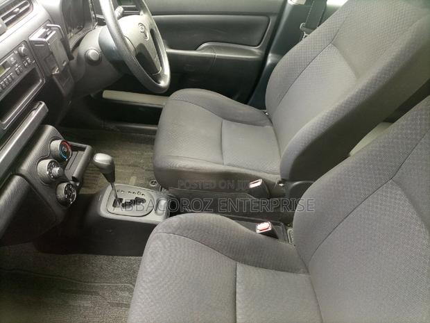 Toyota Succeed SV Premium 2014 White
