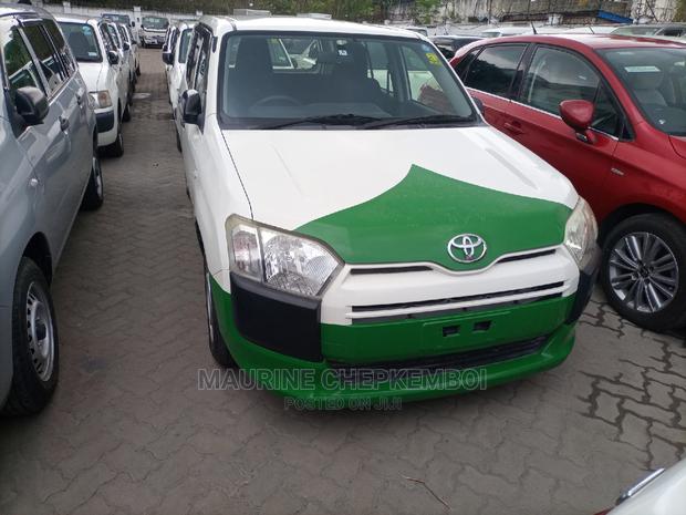 Toyota Succeed SV Premium 2014 White