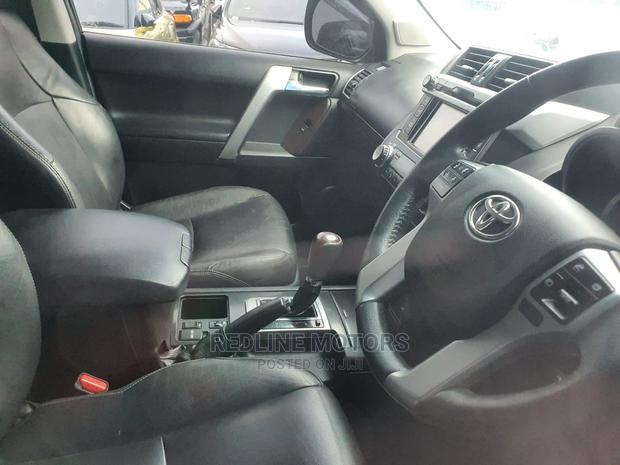 White 2018 Toyota Land Cruiser Prado - Premium SUV