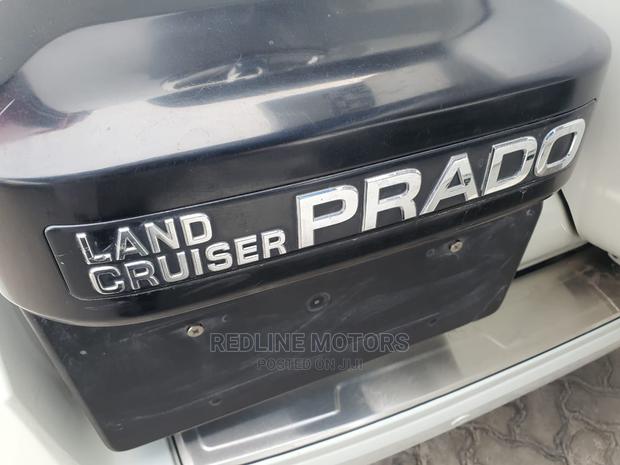 White 2018 Toyota Land Cruiser Prado - Premium SUV