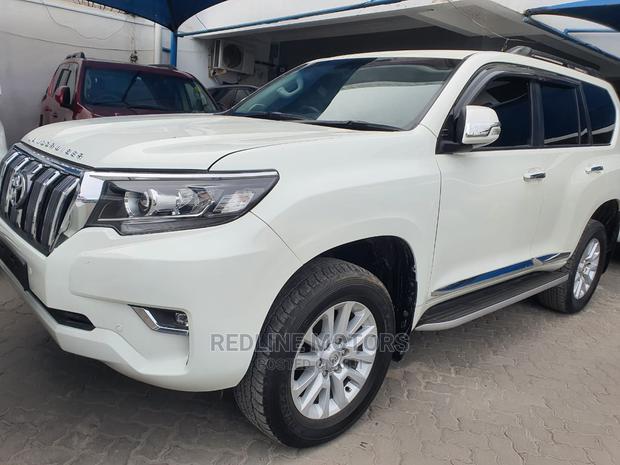 White 2018 Toyota Land Cruiser Prado - Premium SUV