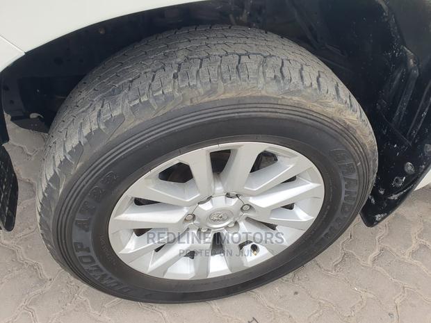 White 2018 Toyota Land Cruiser Prado - Premium SUV
