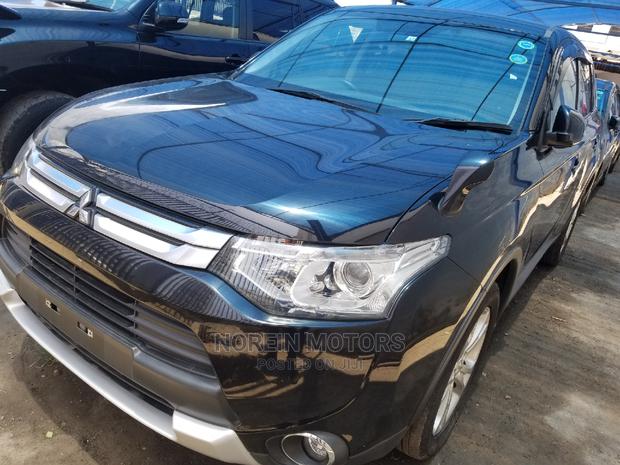 2015 Mitsubishi Outlander Black Edition: The Perfect Family Car