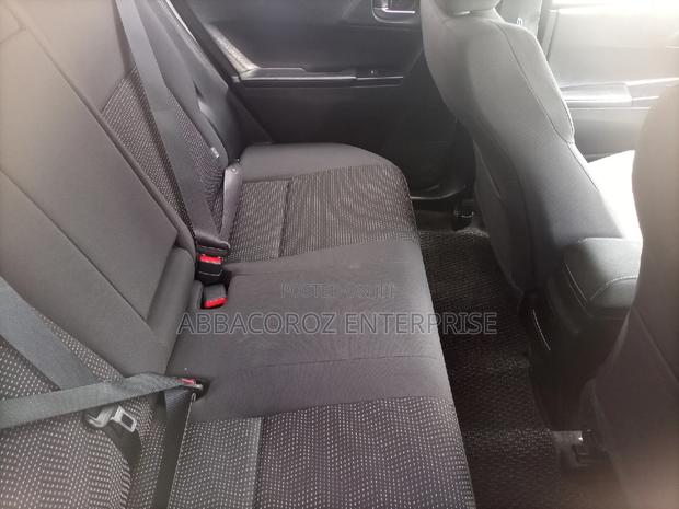 Toyota Auris 2015 Red