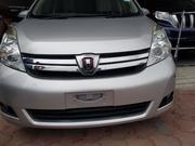 2014 Toyota ISIS Brown Used Sedan for Sale for sale