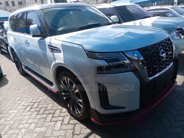 Nissan Patrol 2015 White