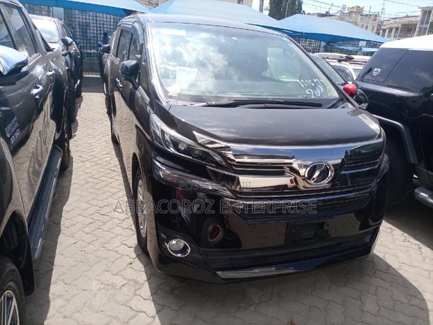 Toyota Vellfire 2015 Black