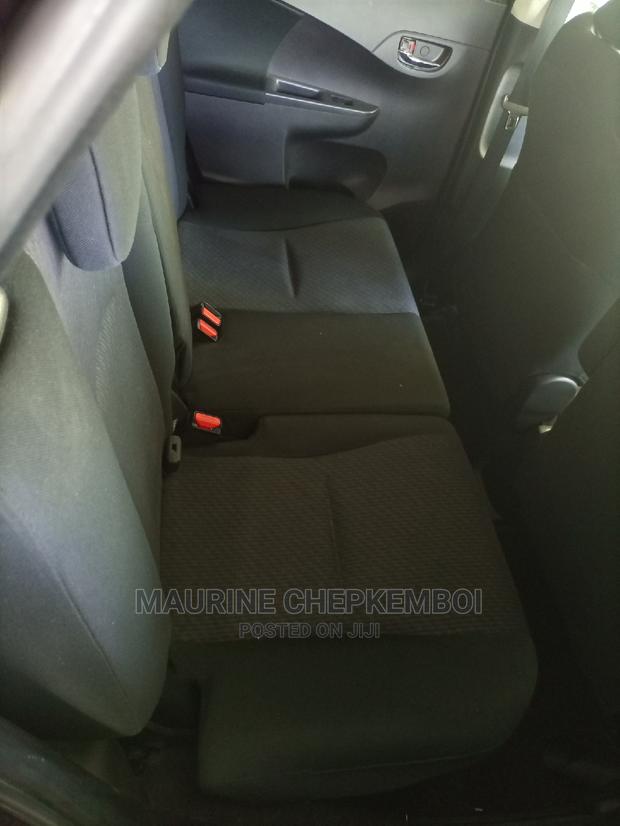 Toyota Ractis 2014 Brown