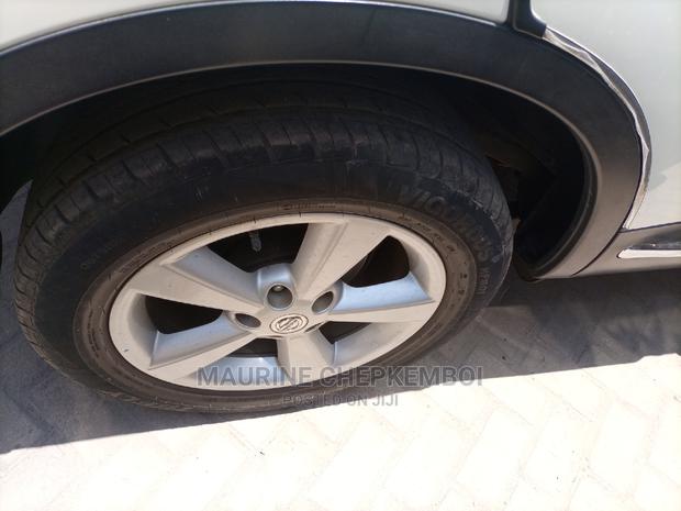 Nissan Dualis 2014 White