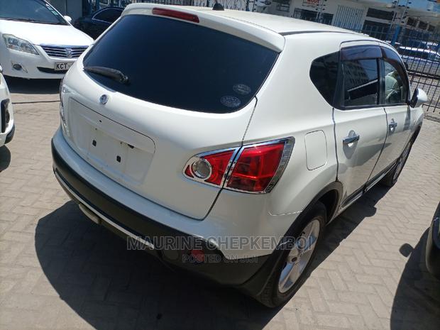 Nissan Dualis 2014 White