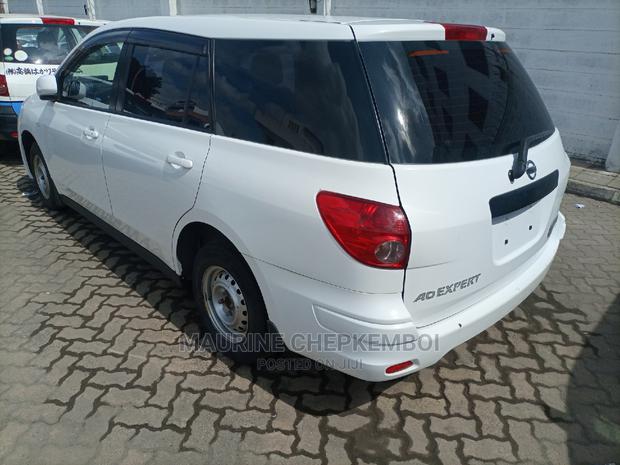 Nissan Advan 2014 White