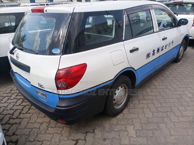 Nissan Advan 2015 White