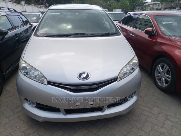 Toyota Wish 2015 Silver