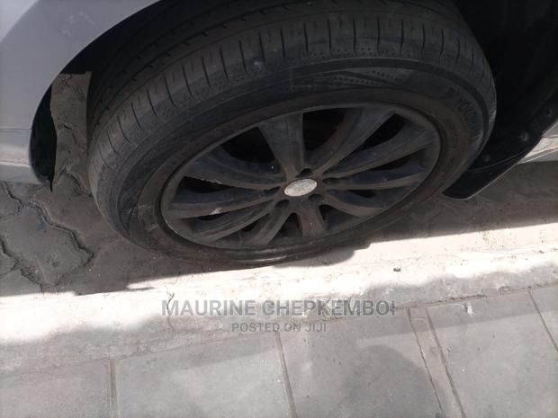 Mitsubishi Delica 2014 Silver