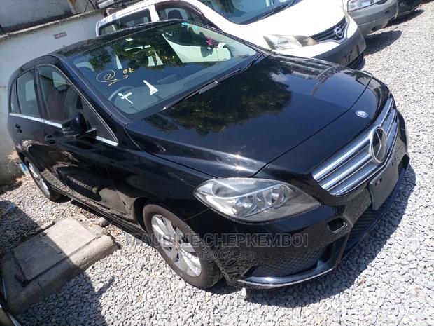 Mercedes-Benz B-Class 2015 Black