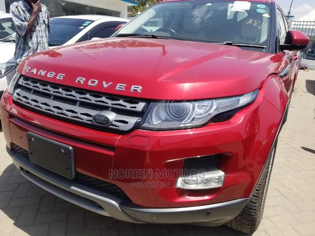 2015 Land Rover Evoque Red Range Rover: Compact SUV Elegance