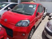 Toyota Porte 2016 Red for sale