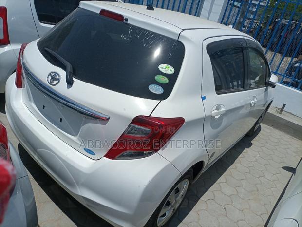 Toyota Vitz 2015 White