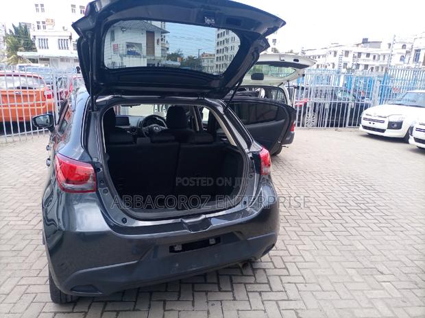 Mazda Demio 2015 Silver
