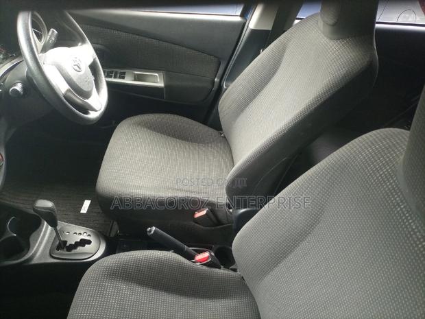 Toyota Vitz 2015 Blue