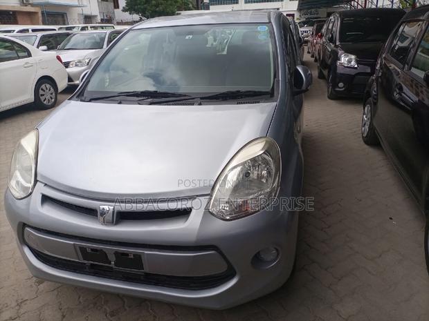 Toyota Passo 2015 Gray