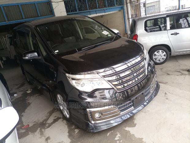 Nissan Serena 2014 Black