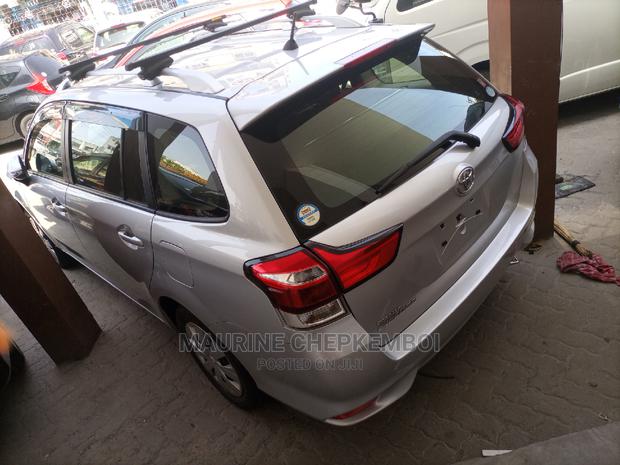 Toyota Fielder 2014 SV Premium Silver