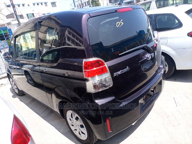 Toyota Spade 2015 Purple