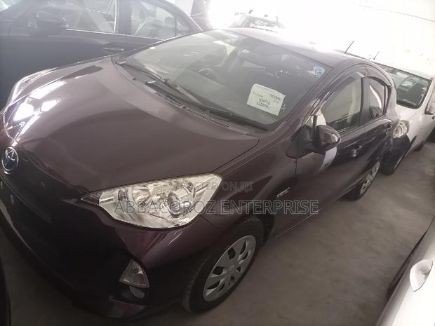 Toyota Aqua 2015 Purple